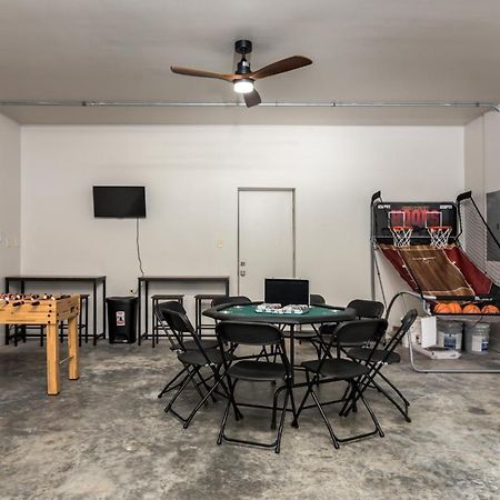 Villa Amazing Downtown Location For Groups! Little Rock Esterno foto
