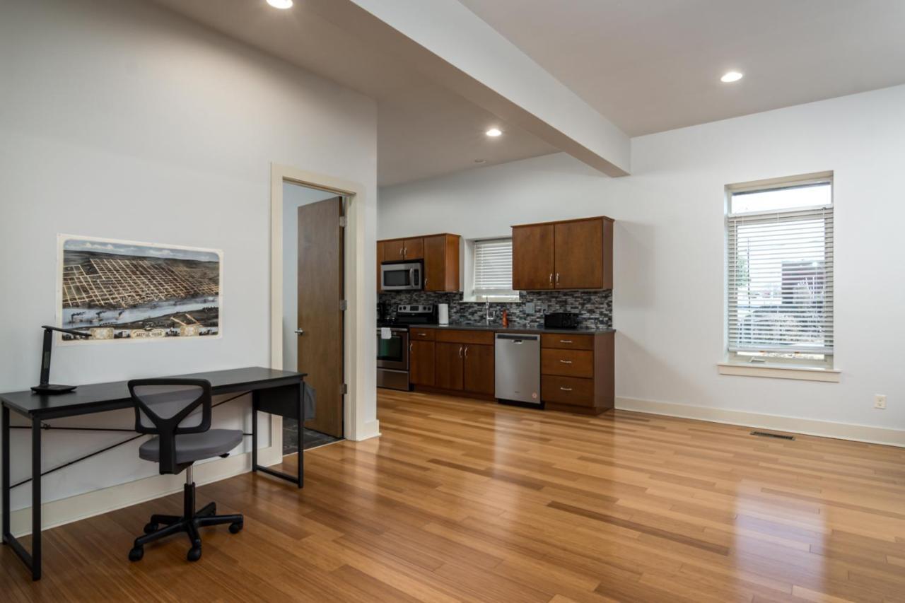 Villa Amazing Downtown Location For Groups! Little Rock Esterno foto