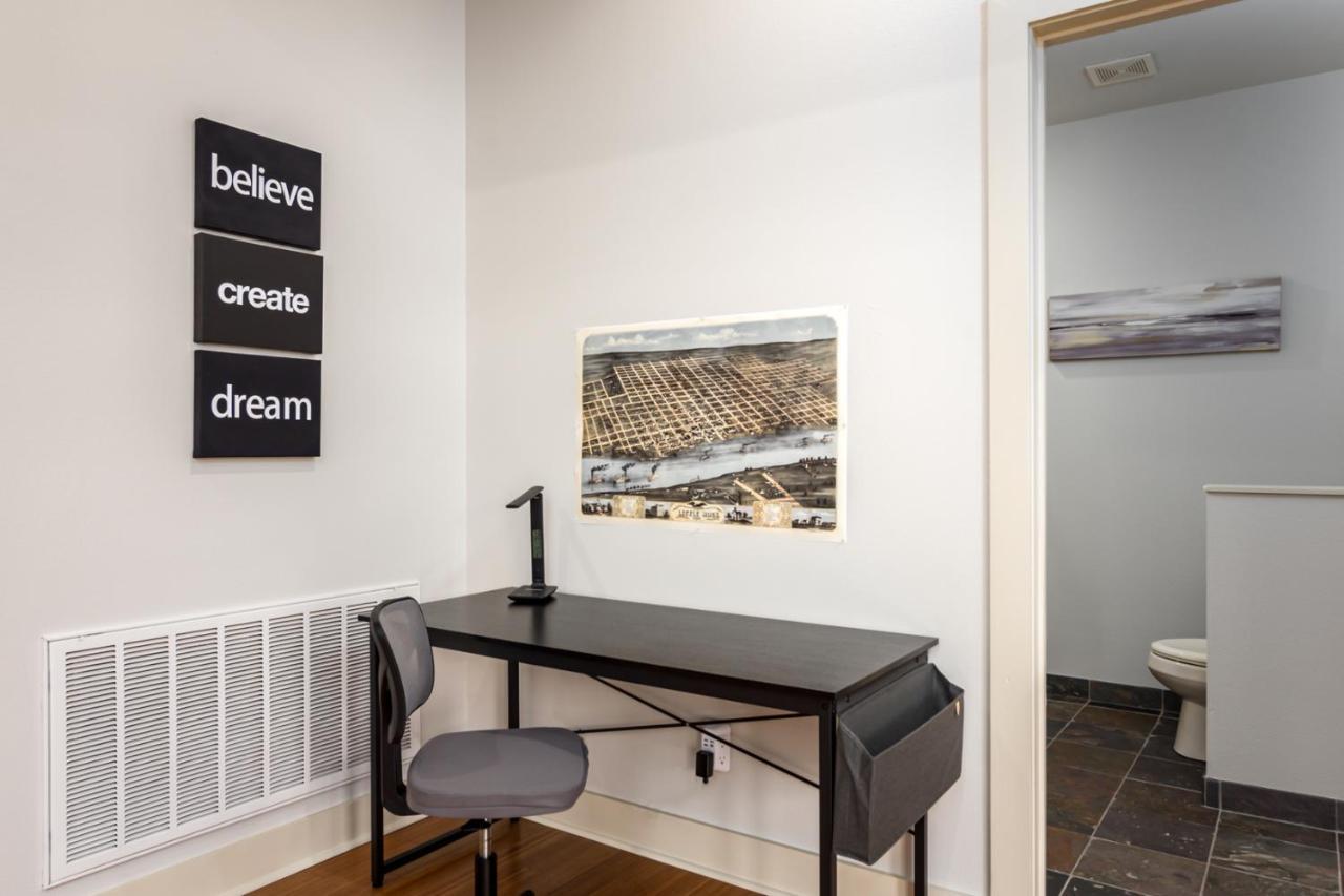 Villa Amazing Downtown Location For Groups! Little Rock Esterno foto